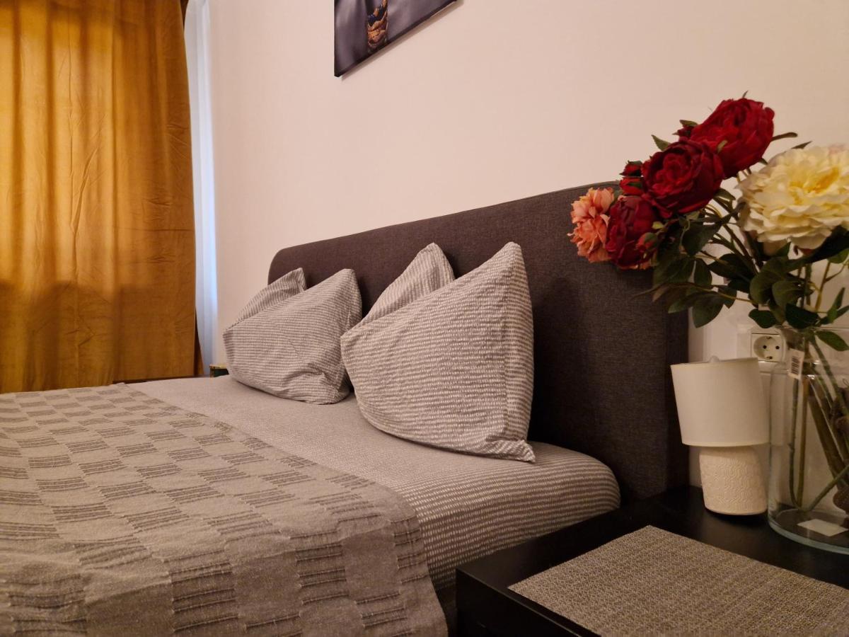 Renate House Hotell Băile Herculane Exteriör bild